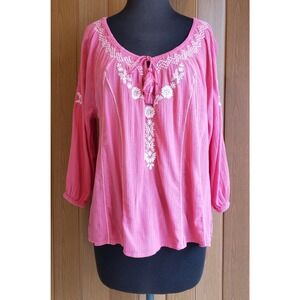 Mudd size small pink & white 3/4 sleeve knit top